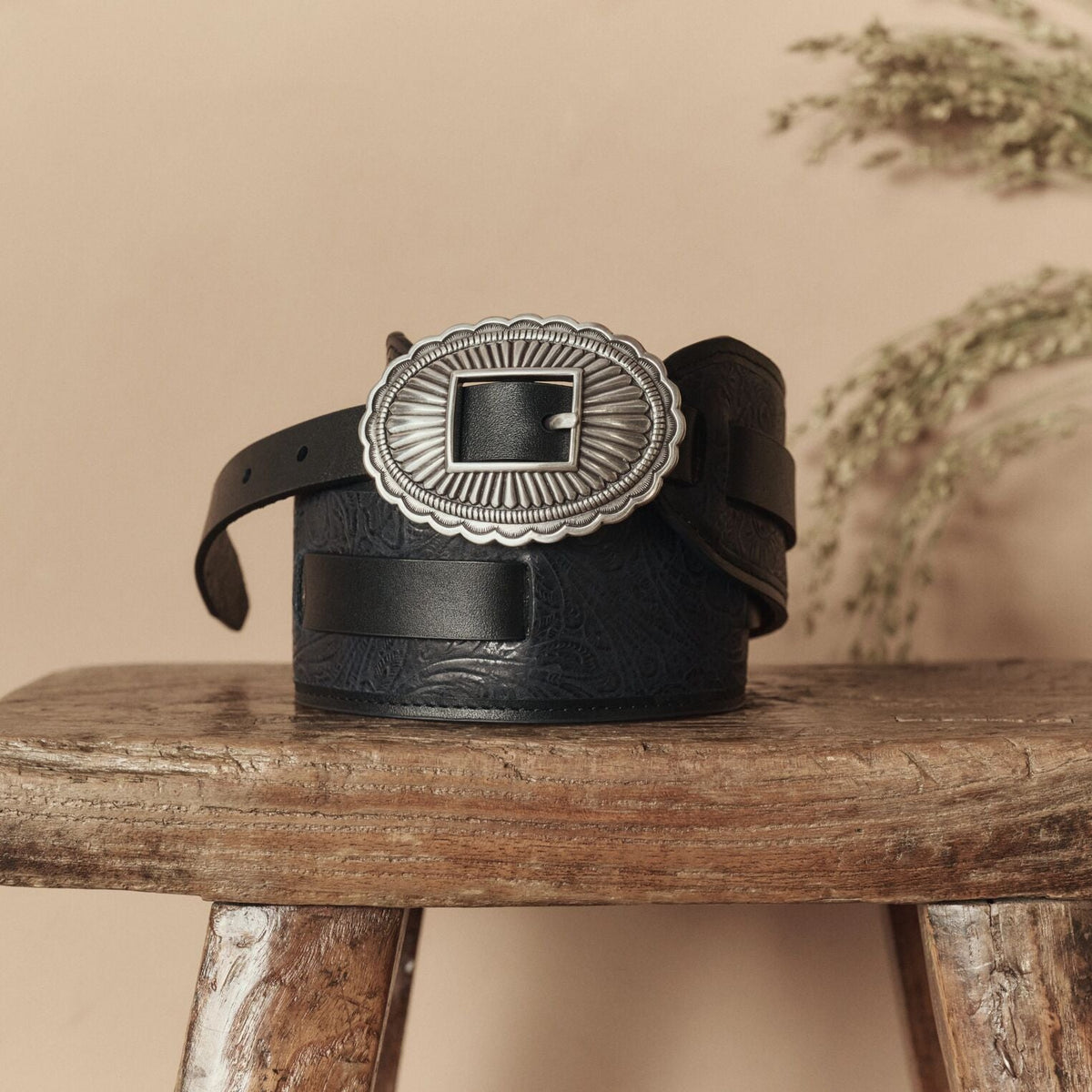 Stetson & THE GREAT. Tooled Waist Belt Black With Silver - Stetson