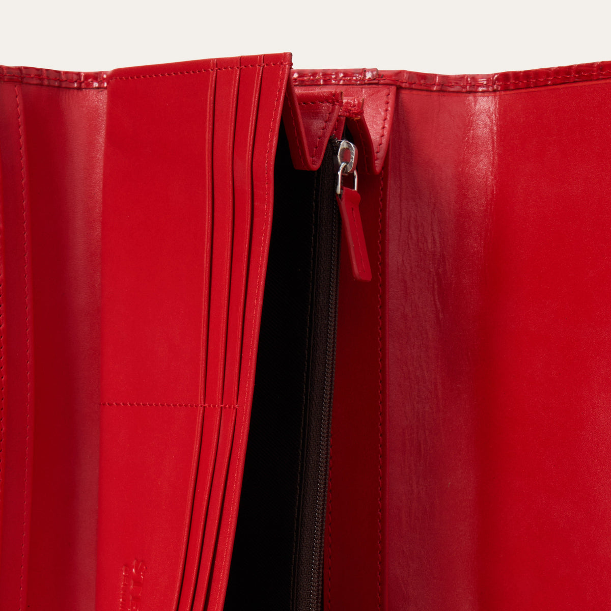 Lizard Embossed Front Flap Wallet Red - Stetson